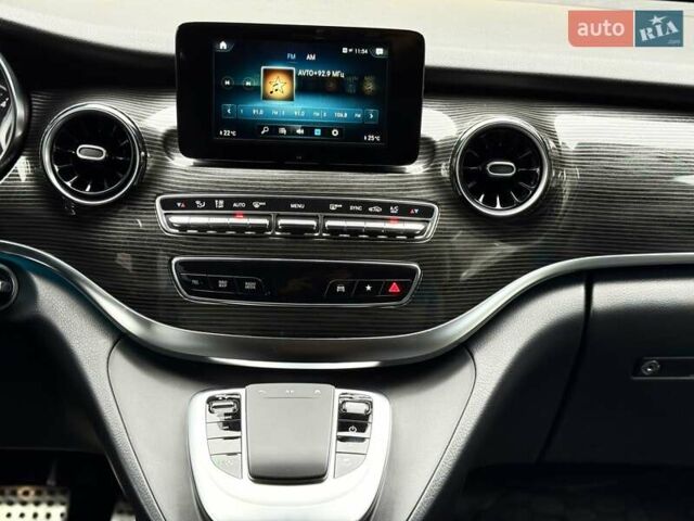 Чорний Мерседес В-Клас, об'ємом двигуна 2 л та пробігом 97 тис. км за 43900 $, фото 40 на Automoto.ua