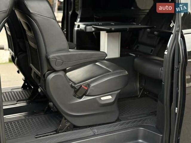 Чорний Мерседес В-Клас, об'ємом двигуна 1.95 л та пробігом 174 тис. км за 62800 $, фото 47 на Automoto.ua