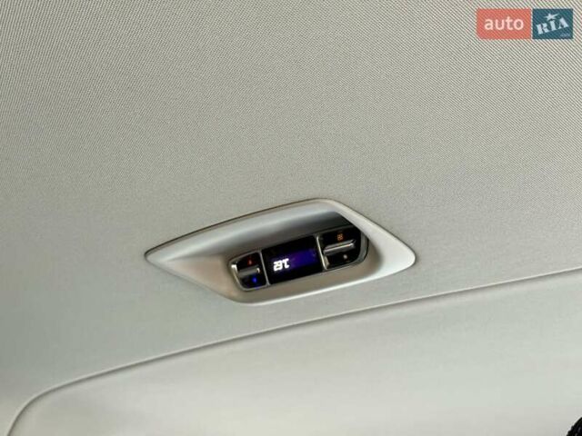 Черный Мерседес В-Класс, объемом двигателя 2.1 л и пробегом 275 тыс. км за 45500 $, фото 21 на Automoto.ua