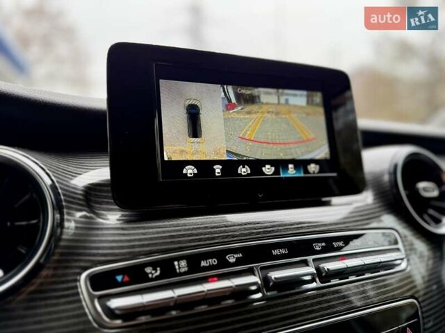 Чорний Мерседес В-Клас, об'ємом двигуна 2.1 л та пробігом 275 тис. км за 45500 $, фото 35 на Automoto.ua