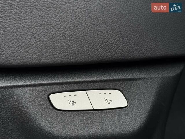Чорний Мерседес В-Клас, об'ємом двигуна 1.95 л та пробігом 174 тис. км за 62800 $, фото 49 на Automoto.ua