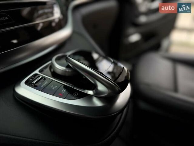Чорний Мерседес В-Клас, об'ємом двигуна 2.14 л та пробігом 174 тис. км за 61700 $, фото 59 на Automoto.ua