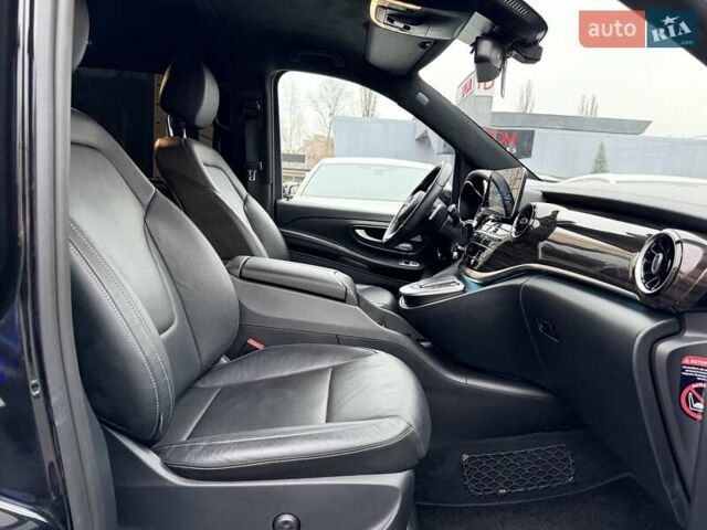 Черный Мерседес В-Класс, объемом двигателя 1.95 л и пробегом 46 тыс. км за 93999 $, фото 32 на Automoto.ua