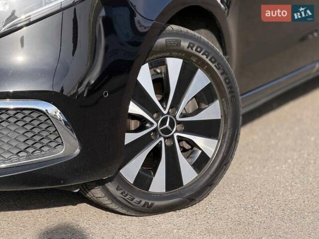 Черный Мерседес В-Класс, объемом двигателя 1.95 л и пробегом 102 тыс. км за 72000 $, фото 4 на Automoto.ua