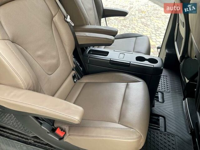 Чорний Мерседес В-Клас, об'ємом двигуна 1.95 л та пробігом 40 тис. км за 65000 $, фото 16 на Automoto.ua