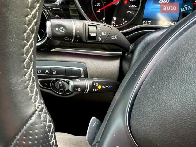 Чорний Мерседес В-Клас, об'ємом двигуна 1.95 л та пробігом 40 тис. км за 65000 $, фото 2 на Automoto.ua