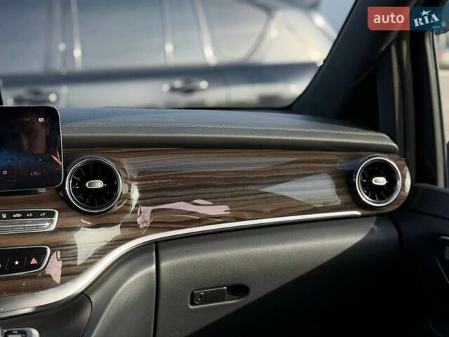 Черный Мерседес В-Класс, объемом двигателя 1.95 л и пробегом 102 тыс. км за 72000 $, фото 54 на Automoto.ua
