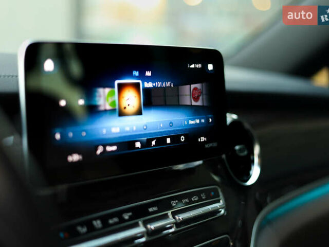 Чорний Мерседес В-Клас, об'ємом двигуна 2.14 л та пробігом 26 тис. км за 88800 $, фото 43 на Automoto.ua