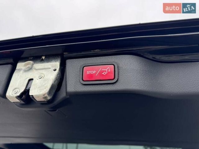 Черный Мерседес В-Класс, объемом двигателя 2 л и пробегом 83 тыс. км за 70900 $, фото 33 на Automoto.ua