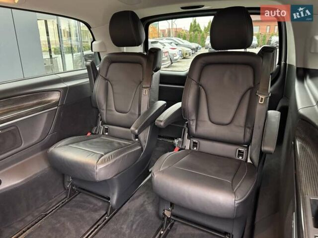 Черный Мерседес В-Класс, объемом двигателя 2 л и пробегом 83 тыс. км за 70900 $, фото 29 на Automoto.ua