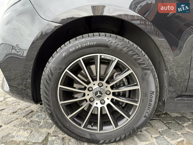 Чорний Мерседес В-Клас, об'ємом двигуна 1.95 л та пробігом 172 тис. км за 80000 $, фото 9 на Automoto.ua