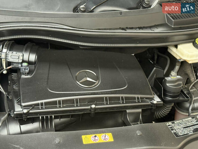Черный Мерседес В-Класс, объемом двигателя 2.14 л и пробегом 89 тыс. км за 64000 $, фото 12 на Automoto.ua
