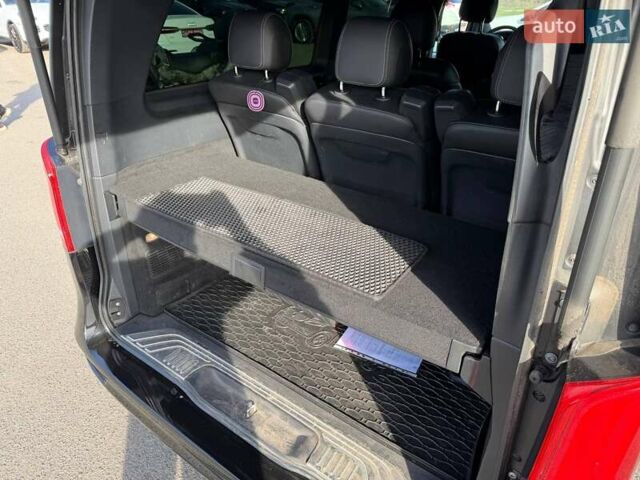 Черный Мерседес В-Класс, объемом двигателя 1.95 л и пробегом 102 тыс. км за 72000 $, фото 39 на Automoto.ua