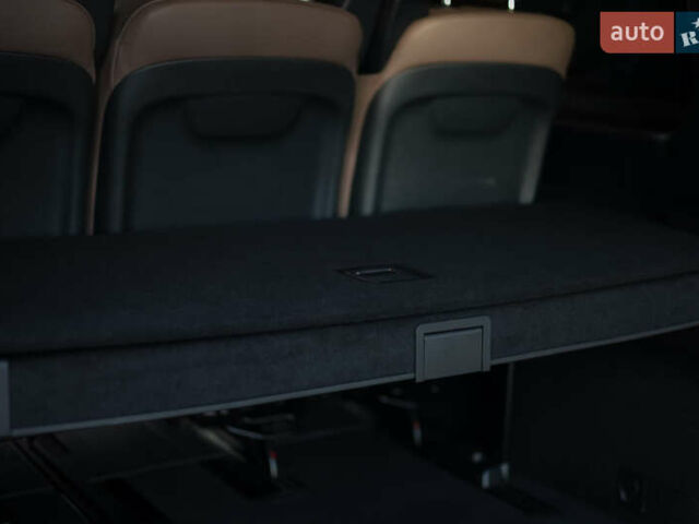 Чорний Мерседес В-Клас, об'ємом двигуна 2.14 л та пробігом 26 тис. км за 88800 $, фото 63 на Automoto.ua