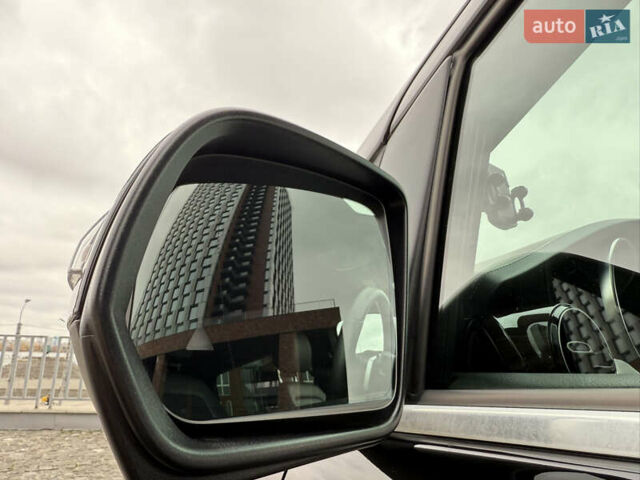 Чорний Мерседес В-Клас, об'ємом двигуна 1.95 л та пробігом 172 тис. км за 80000 $, фото 12 на Automoto.ua