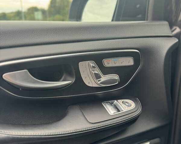 Черный Мерседес В-Класс, объемом двигателя 2.14 л и пробегом 40 тыс. км за 97500 $, фото 15 на Automoto.ua