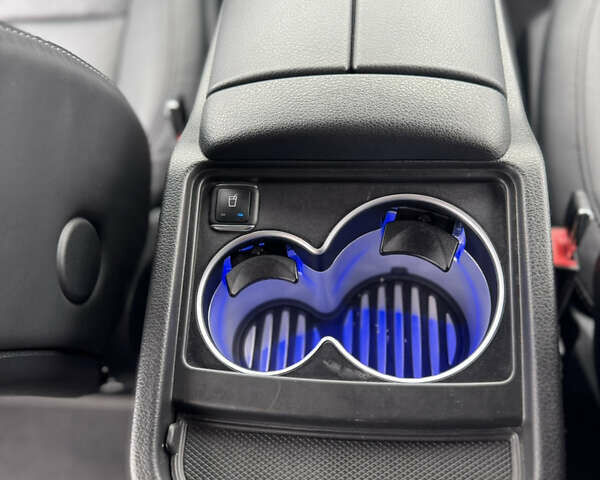 Черный Мерседес В-Класс, объемом двигателя 2.14 л и пробегом 40 тыс. км за 97500 $, фото 35 на Automoto.ua