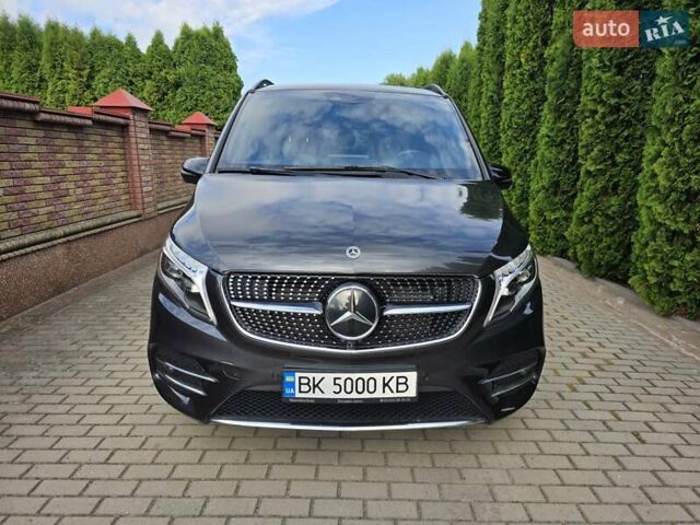 Чорний Мерседес В-Клас, об'ємом двигуна 1.95 л та пробігом 39 тис. км за 69000 $, фото 12 на Automoto.ua