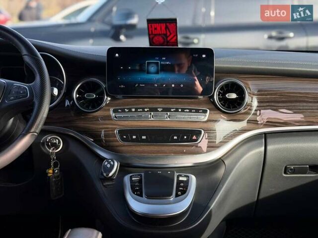 Черный Мерседес В-Класс, объемом двигателя 1.95 л и пробегом 102 тыс. км за 72000 $, фото 51 на Automoto.ua