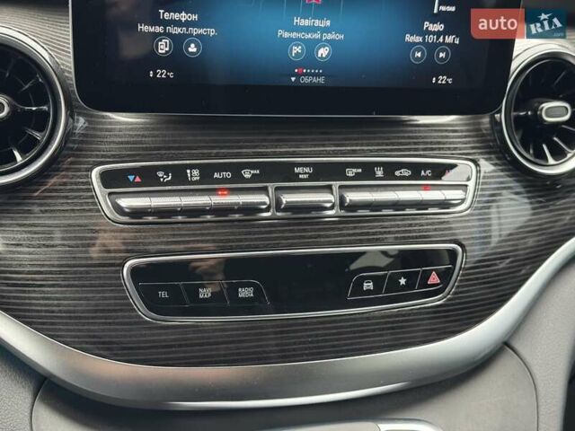 Черный Мерседес В-Класс, объемом двигателя 2 л и пробегом 83 тыс. км за 70900 $, фото 25 на Automoto.ua