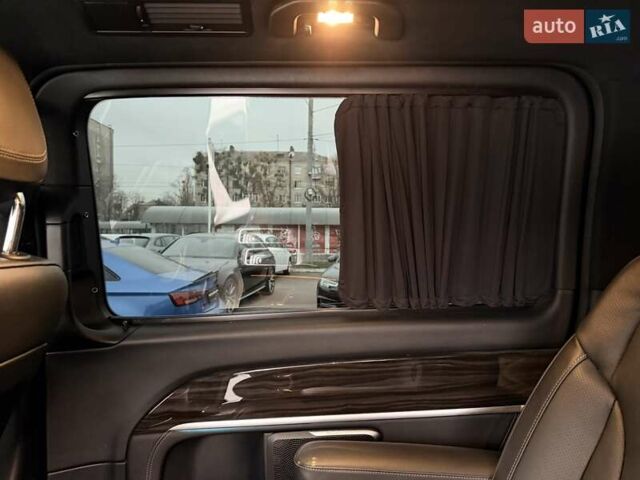 Черный Мерседес В-Класс, объемом двигателя 1.95 л и пробегом 46 тыс. км за 93999 $, фото 23 на Automoto.ua