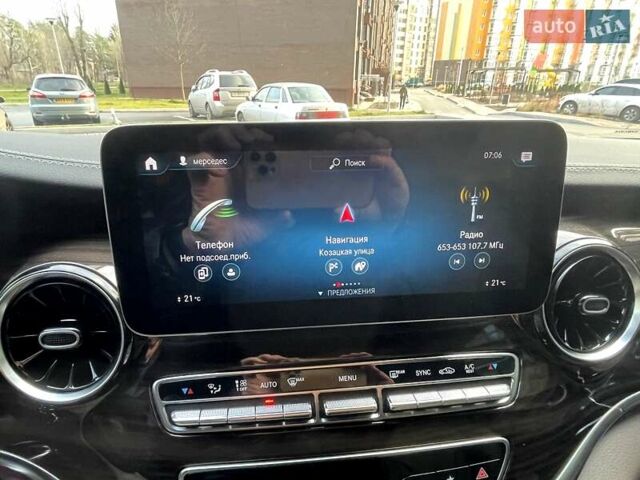 Чорний Мерседес В-Клас, об'ємом двигуна 1.95 л та пробігом 40 тис. км за 65000 $, фото 4 на Automoto.ua