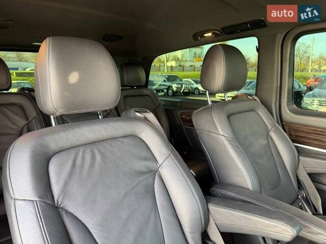 Черный Мерседес В-Класс, объемом двигателя 1.95 л и пробегом 102 тыс. км за 72000 $, фото 46 на Automoto.ua