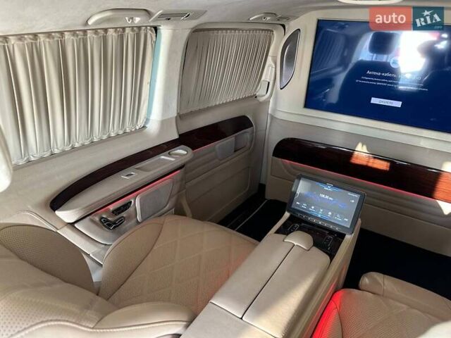 Чорний Мерседес В-Клас, об'ємом двигуна 2.14 л та пробігом 51 тис. км за 119500 $, фото 19 на Automoto.ua