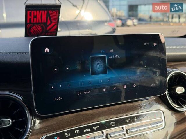 Черный Мерседес В-Класс, объемом двигателя 1.95 л и пробегом 102 тыс. км за 72000 $, фото 66 на Automoto.ua