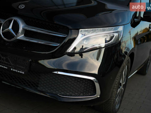 Чорний Мерседес В-Клас, об'ємом двигуна 2.14 л та пробігом 26 тис. км за 88800 $, фото 23 на Automoto.ua