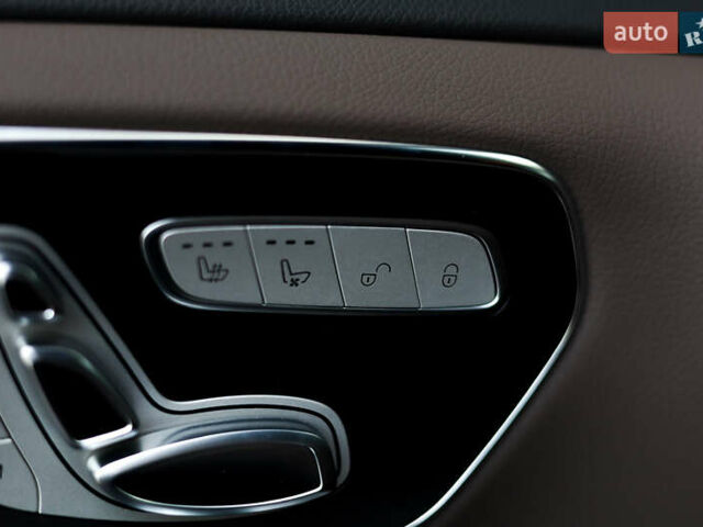 Чорний Мерседес В-Клас, об'ємом двигуна 2.14 л та пробігом 26 тис. км за 88800 $, фото 35 на Automoto.ua