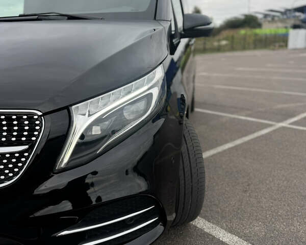 Черный Мерседес В-Класс, объемом двигателя 2.14 л и пробегом 40 тыс. км за 97500 $, фото 12 на Automoto.ua