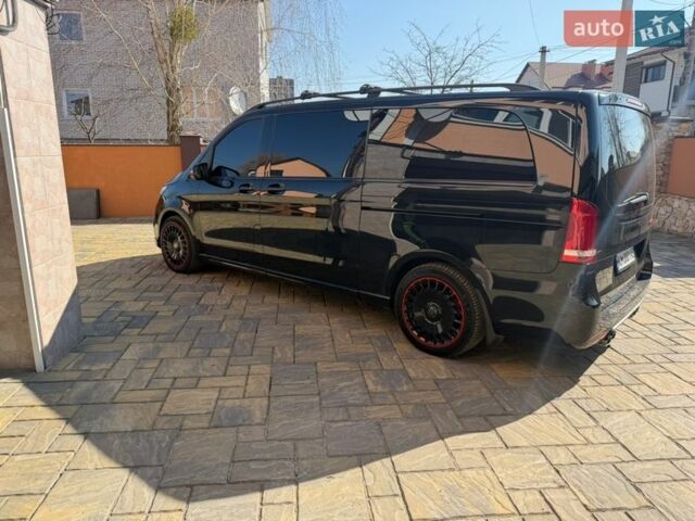 Чорний Мерседес В-Клас, об'ємом двигуна 2.14 л та пробігом 45 тис. км за 105000 $, фото 8 на Automoto.ua