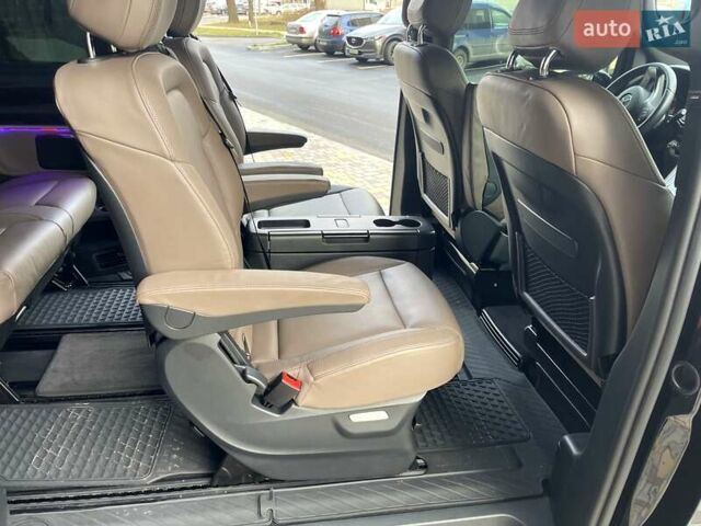 Чорний Мерседес В-Клас, об'ємом двигуна 1.95 л та пробігом 40 тис. км за 65000 $, фото 17 на Automoto.ua