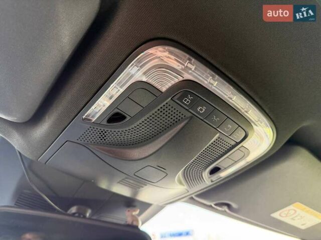 Черный Мерседес В-Класс, объемом двигателя 1.95 л и пробегом 102 тыс. км за 72000 $, фото 73 на Automoto.ua