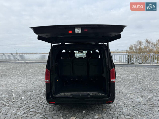 Чорний Мерседес В-Клас, об'ємом двигуна 1.95 л та пробігом 172 тис. км за 80000 $, фото 48 на Automoto.ua