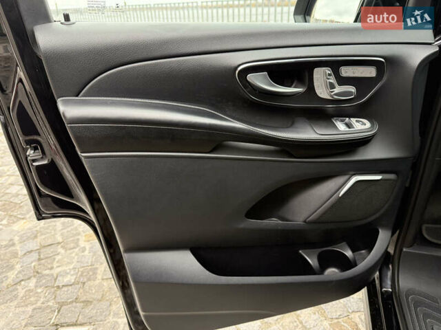 Чорний Мерседес В-Клас, об'ємом двигуна 1.95 л та пробігом 172 тис. км за 80000 $, фото 16 на Automoto.ua