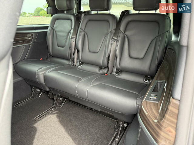 Черный Мерседес В-Класс, объемом двигателя 2 л и пробегом 202 тыс. км за 69999 $, фото 43 на Automoto.ua