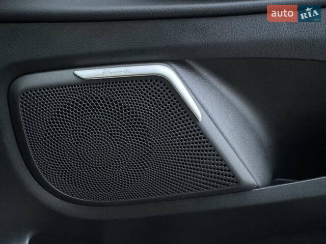 Черный Мерседес В-Класс, объемом двигателя 1.9 л и пробегом 79 тыс. км за 75555 $, фото 47 на Automoto.ua