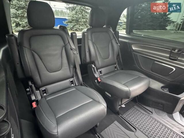 Черный Мерседес В-Класс, объемом двигателя 2.14 л и пробегом 108 тыс. км за 85000 $, фото 11 на Automoto.ua