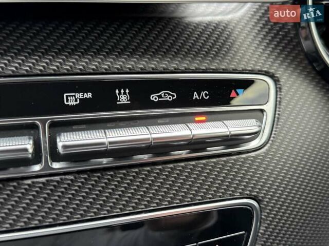 Черный Мерседес В-Класс, объемом двигателя 2.14 л и пробегом 108 тыс. км за 85000 $, фото 19 на Automoto.ua