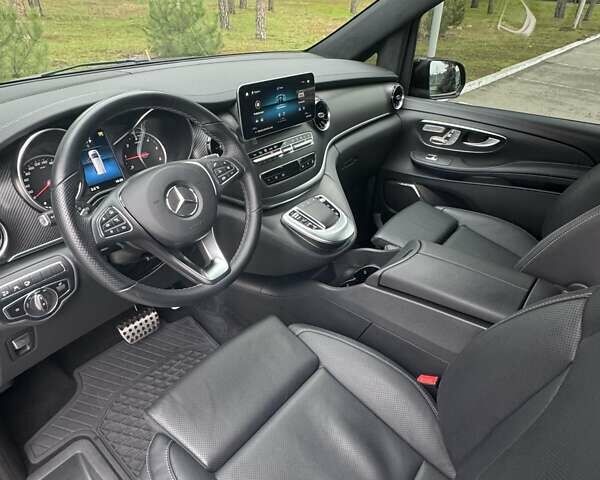 Черный Мерседес В-Класс, объемом двигателя 2.14 л и пробегом 108 тыс. км за 85000 $, фото 7 на Automoto.ua