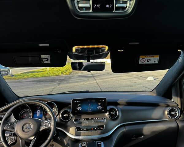 Чорний Мерседес В-Клас, об'ємом двигуна 2.14 л та пробігом 67 тис. км за 95000 $, фото 7 на Automoto.ua