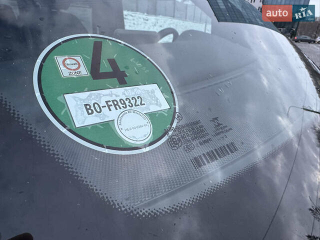 Черный Мерседес В-Класс, объемом двигателя 1.9 л и пробегом 79 тыс. км за 75555 $, фото 49 на Automoto.ua