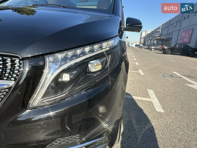 Черный Мерседес В-Класс, объемом двигателя 1.95 л и пробегом 57 тыс. км за 101000 $, фото 5 на Automoto.ua