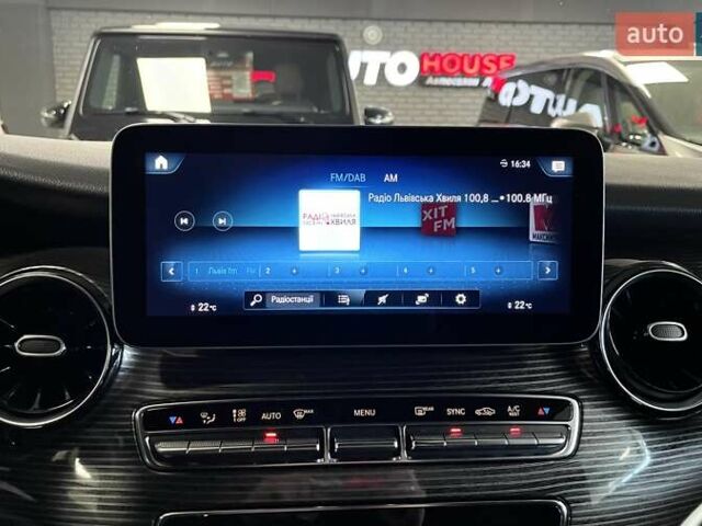 Чорний Мерседес В-Клас, об'ємом двигуна 2.14 л та пробігом 35 тис. км за 89700 $, фото 73 на Automoto.ua