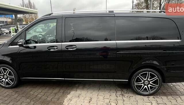 Черный Мерседес В-Класс, объемом двигателя 2.14 л и пробегом 78 тыс. км за 115000 $, фото 2 на Automoto.ua