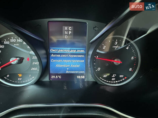 Черный Мерседес В-Класс, объемом двигателя 1.95 л и пробегом 57 тыс. км за 101000 $, фото 45 на Automoto.ua