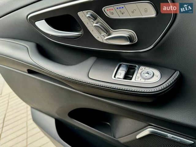 Черный Мерседес В-Класс, объемом двигателя 2 л и пробегом 56 тыс. км за 97000 $, фото 23 на Automoto.ua