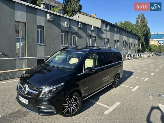 Черный Мерседес В-Класс, объемом двигателя 1.95 л и пробегом 57 тыс. км за 101000 $, фото 3 на Automoto.ua